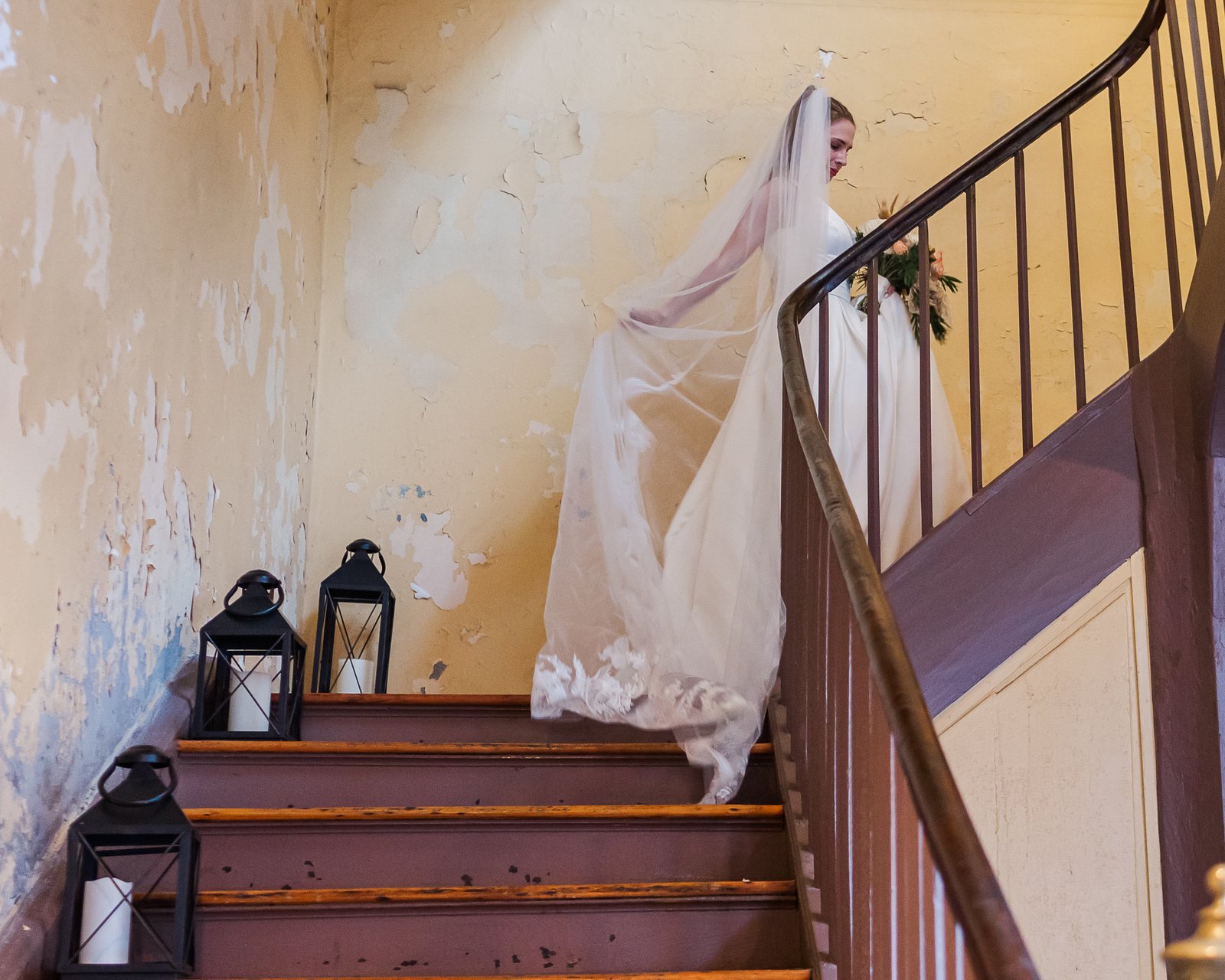 Intimate new orleans elopement ceremony under live oak trees