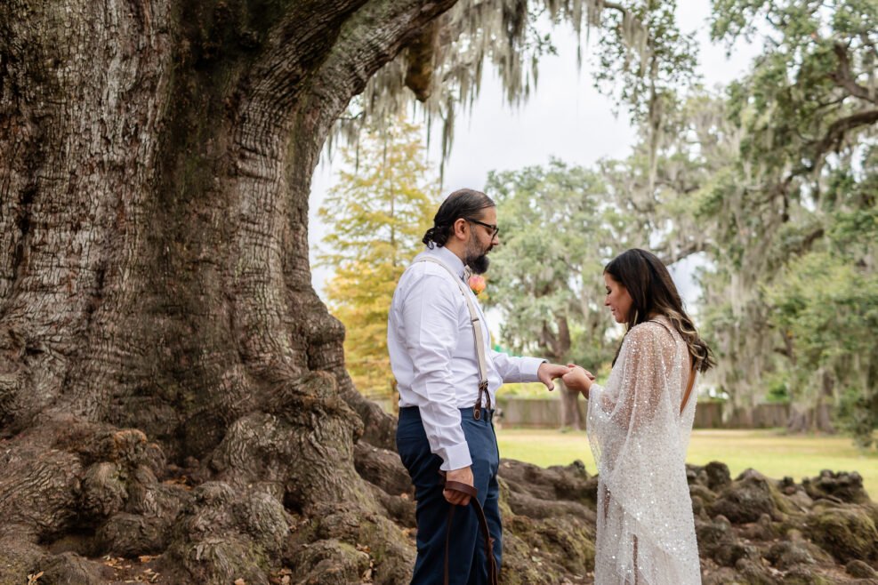Couple during their elopement in New Orleans’ Audubon Park