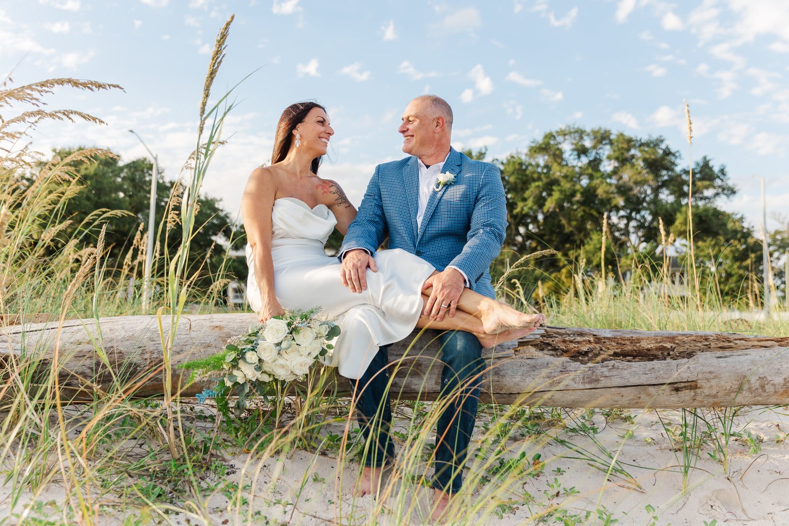 Couple eloping near the Biloxi Lighthouse